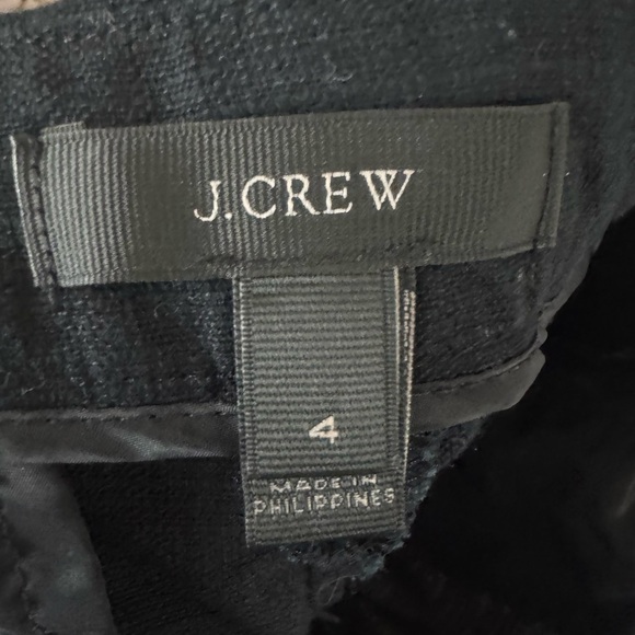 J. Crew Women's Size 4 Black Scallop Hem Shorts H7746 Cotton Stretch Casual - Picture 3 of 8